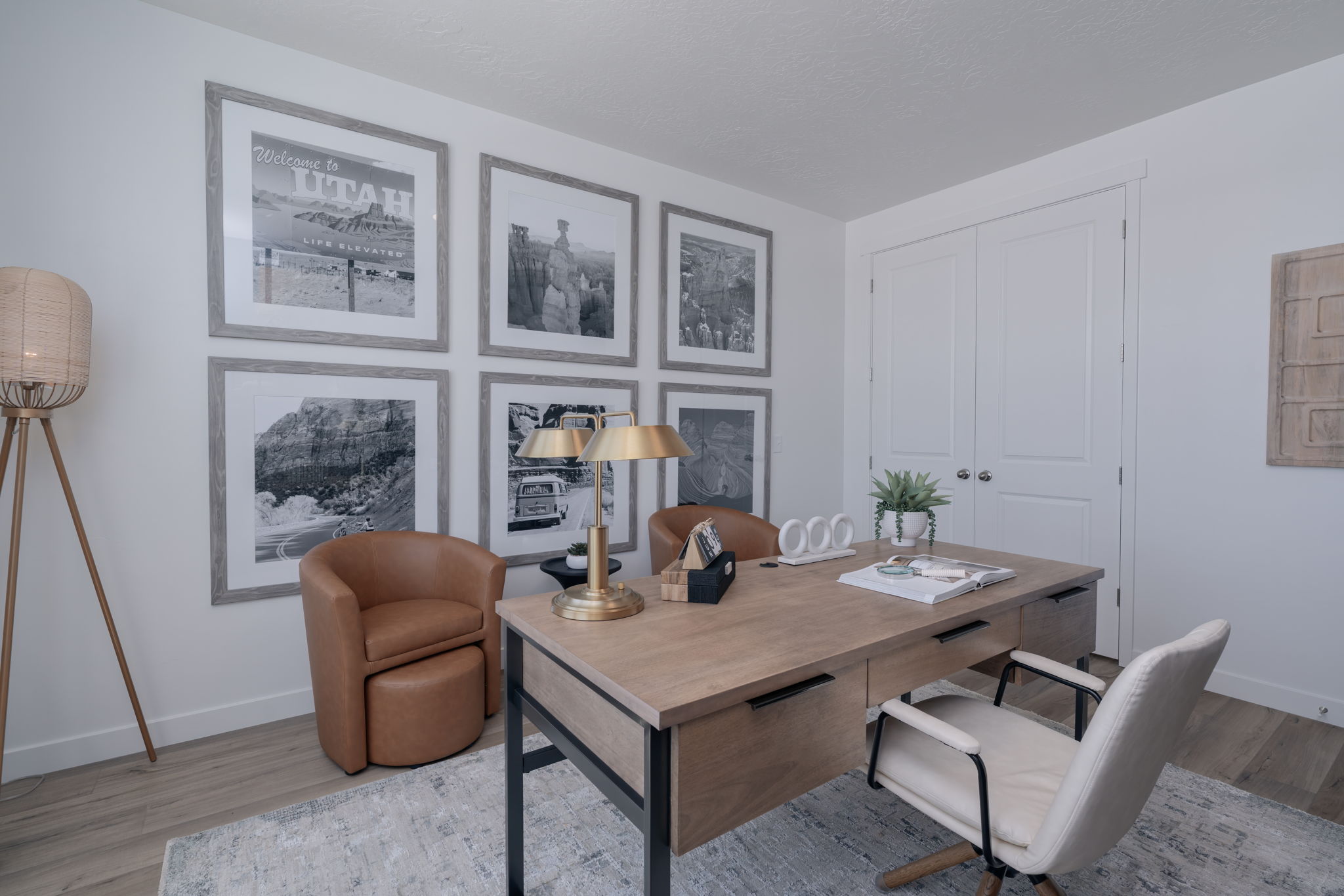 A room with a table and chairs.